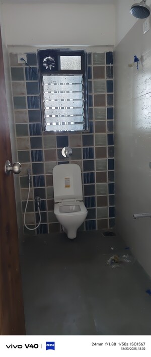 Master Bedroom in 2 BHK Apartment at Rockford Saptarshi Classic, Kurla – for Rent