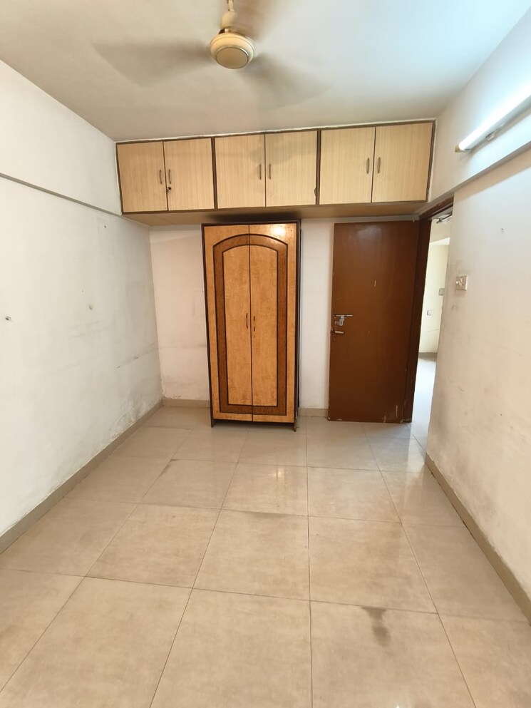 Room, satellite-garden 2 Bedroom 875 Sq.Ft. Apartment In Goregaon East Mumbai 9694298