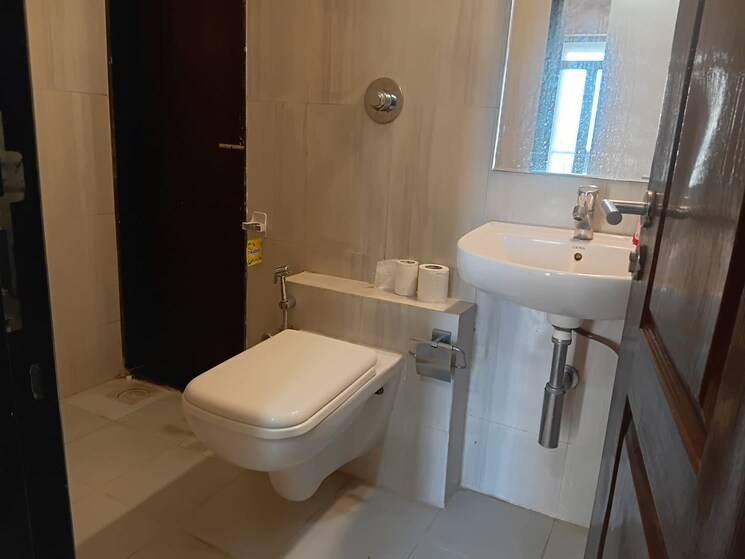Bathroom, puranik-city 2 Bedroom 627 Sq.Ft. Apartment In Kasarvadavali Thane 9694407