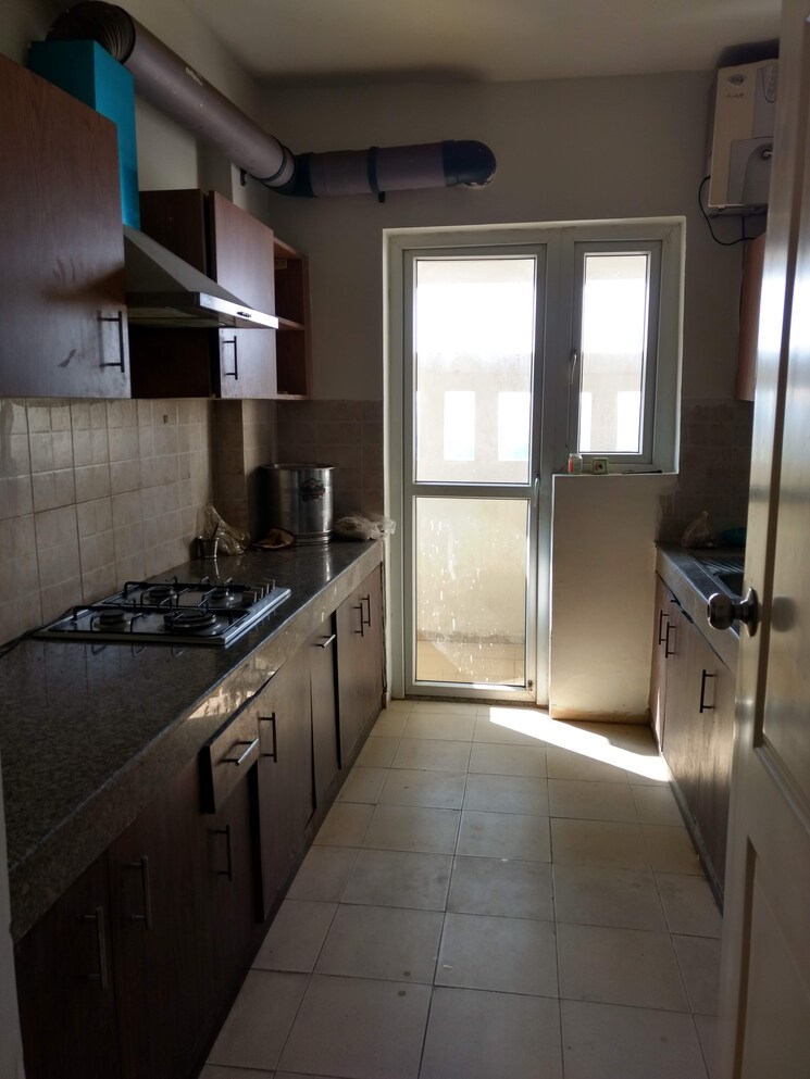 Kitchen, umang-monsoon-breeze-phase-i 4 Bedroom 2220 Sq.Ft. Apartment In Sector 78 Gurgaon 9694444
