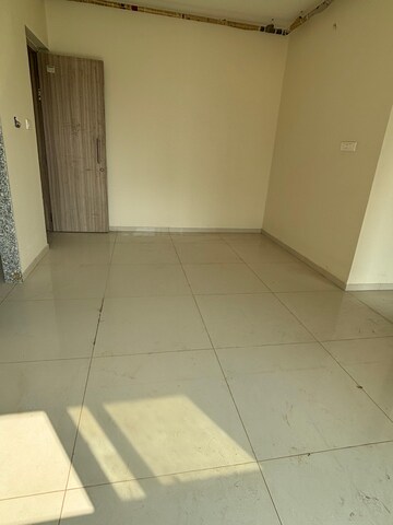 Room in 2 BHK Apartment at Wadhwa Atmosphere O2, Mulund West – for Sale