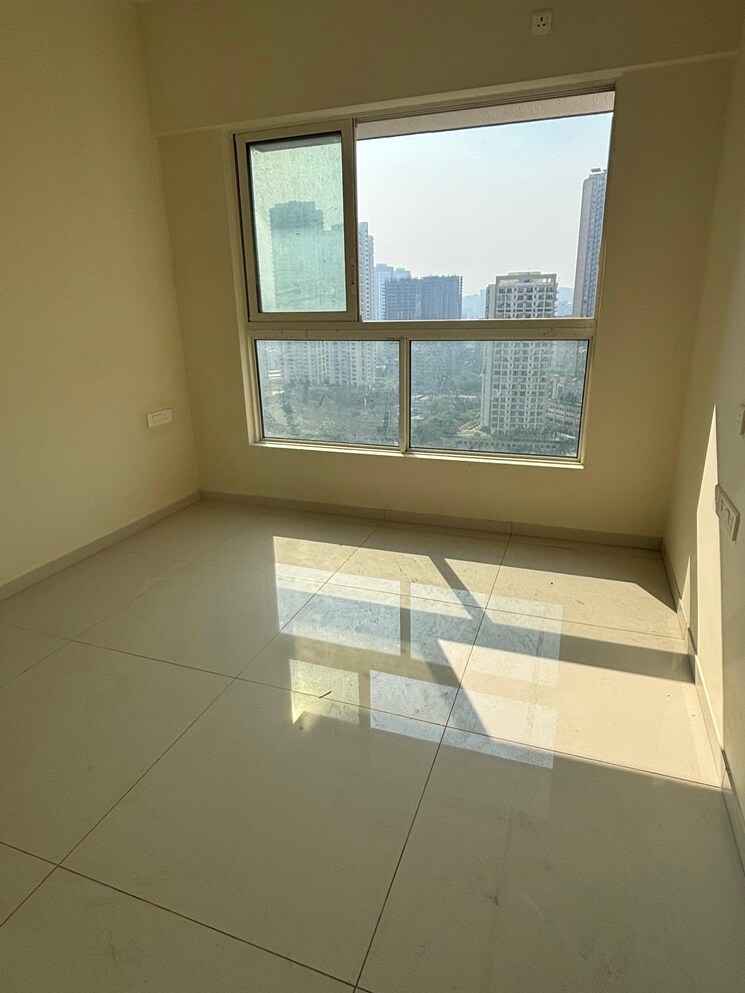 Room, wadhwa-atmosphere-o2 2 Bedroom 575 Sq.Ft. Apartment In Mulund West Mumbai 9694525
