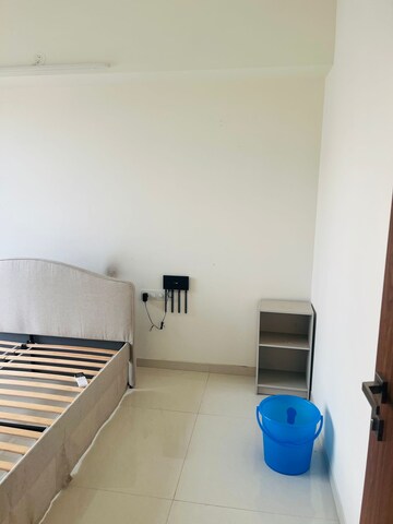 Team Area in 2 BHK Apartment at Runwal Nirvana, Parel – for Rent