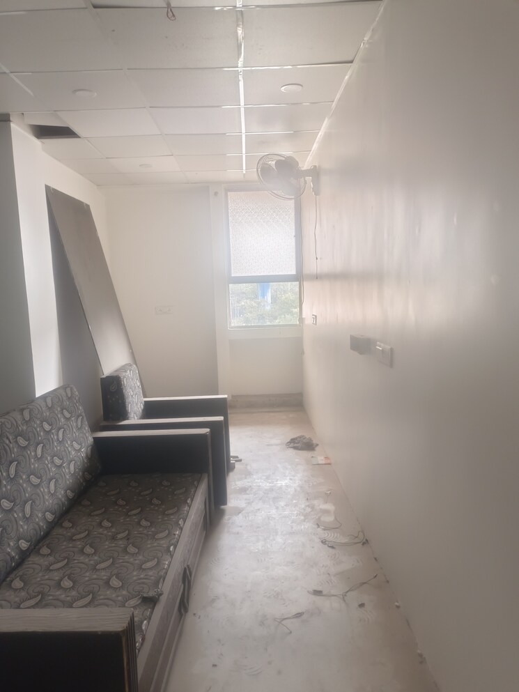 undefined, meridian-view-plaza Commercial Office Space 1120 Sq.Ft. In Alpha 1 Greater Noida Greater Noida 9694719