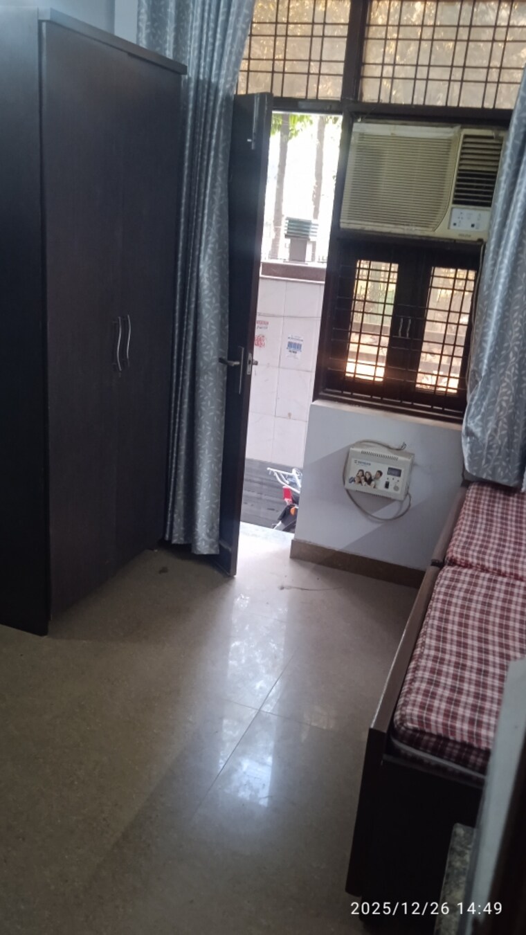 Bathroom, sector 44 Studio 400 Sq.Ft. Builder Floor In Sector 44 Gurgaon 9694688