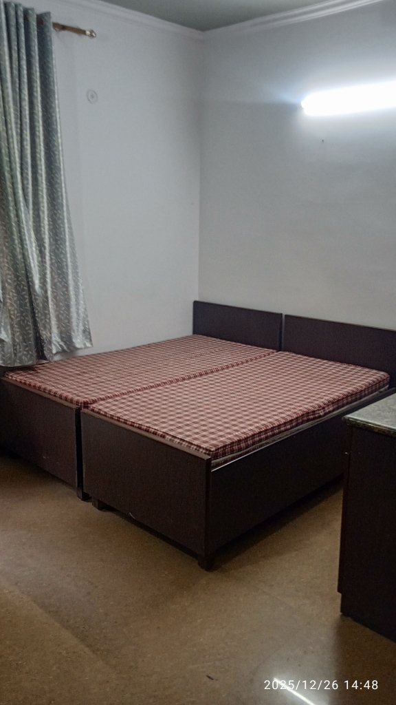 StudioBuilder Floor For Rent in Sector 44