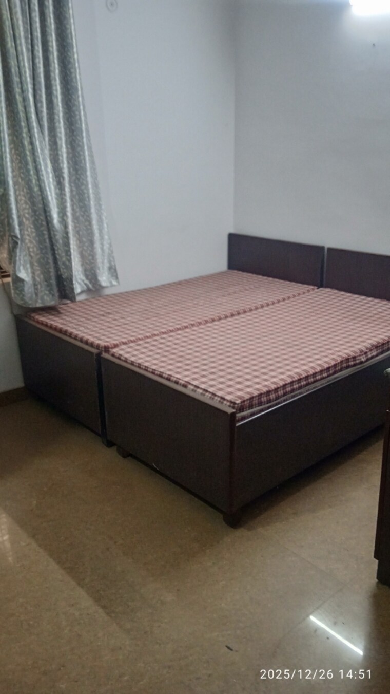 Bedroom, sector 44 Studio 400 Sq.Ft. Builder Floor In Sector 44 Gurgaon 9694688