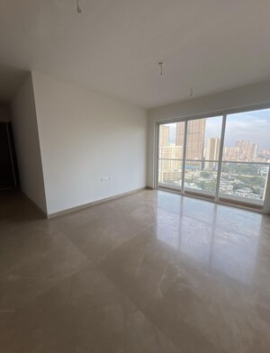 Room in 3 BHK Apartment at Indiabulls One Indiabulls, Pokhran Road No Two – for Sale