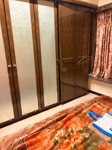 Bedroom in 2 BHK Apartment at Dadar West – for Rent