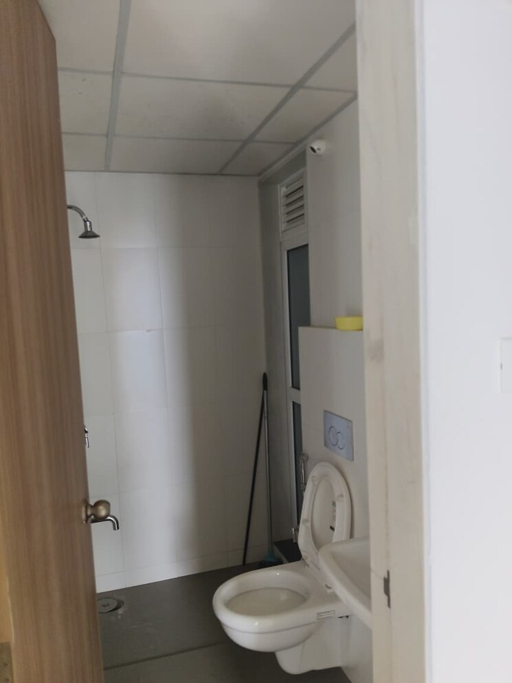 Bathroom, vijay-annex-3 1 Bedroom 400 Sq.Ft. Apartment In Waghbil Thane 9694702