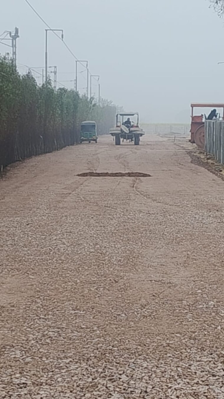 Exterior View, dadri  115 Sq.Yd. Plot In Dadri Greater Noida 9694746