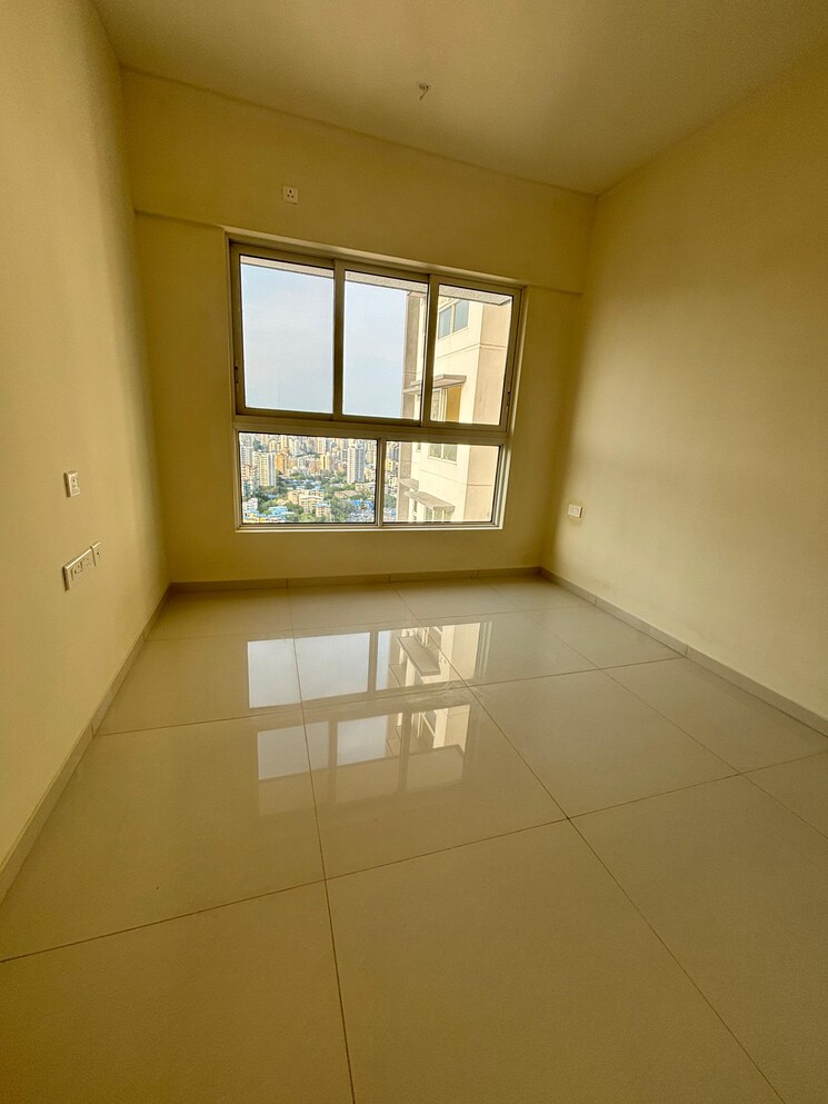 Room, wadhwa-atmosphere-o2 2.5 Bedroom 751 Sq.Ft. Apartment In Mulund West Mumbai 9694808