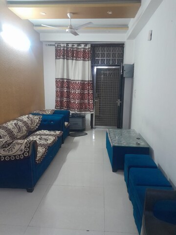 3 BHK Builder Floor For Rent in Parakh Homes, Gyan Khand I