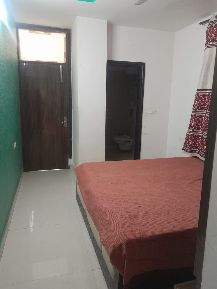 Bedroom, parakh-homes 3 Bedroom 950 Sq.Ft. Builder Floor In Gyan Khand I Ghaziabad 9694925