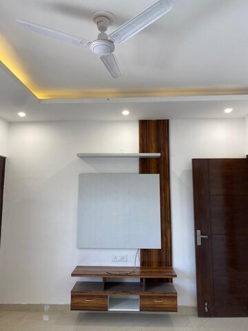 Furnished Amenities in 2 BHK Independent House at Sector 10a – for Rent