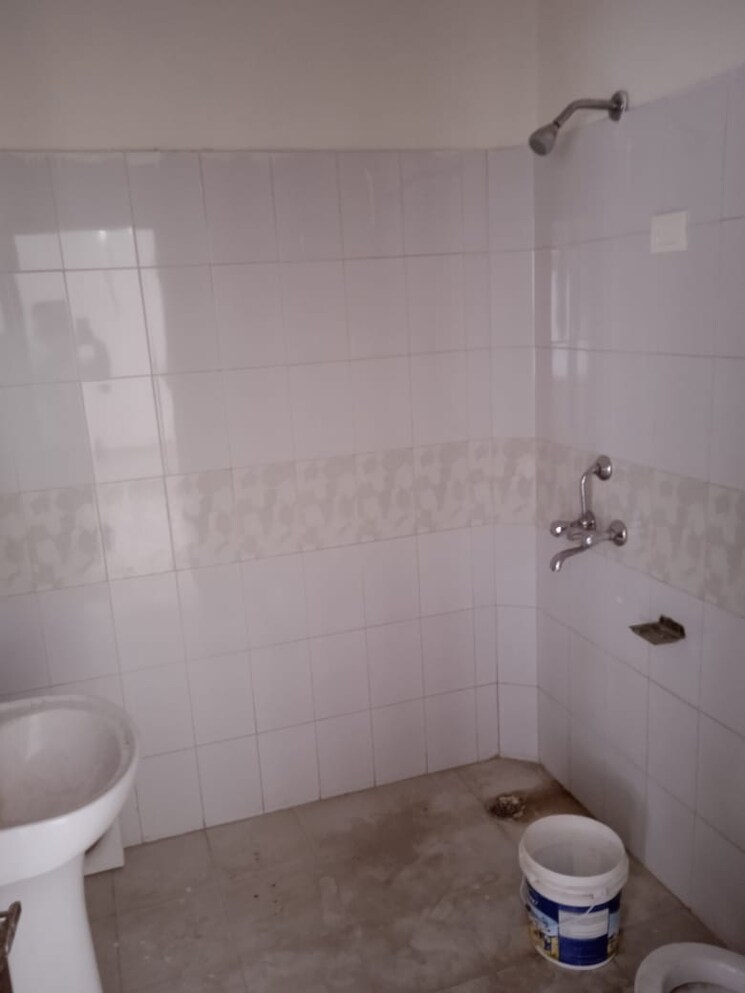 Bathroom, sector 10a 2 Bedroom 1426 Sq.Ft. Independent House In Sector 10a Gurgaon 9695030
