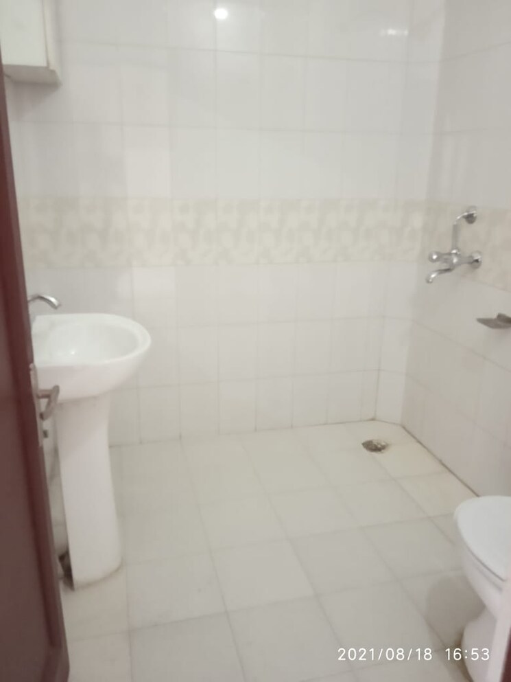Bathroom, sector 10a 2 Bedroom 1426 Sq.Ft. Independent House In Sector 10a Gurgaon 9695030
