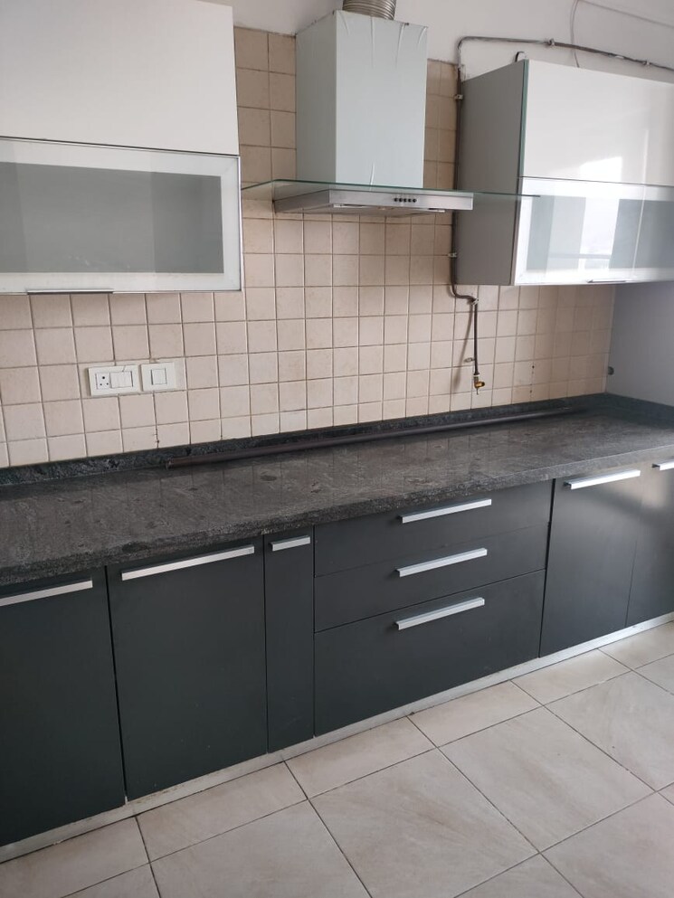 Kitchen, parsvnath-exotica 3 Bedroom 2610 Sq.Ft. Apartment In Sector 53 Gurgaon 9695107