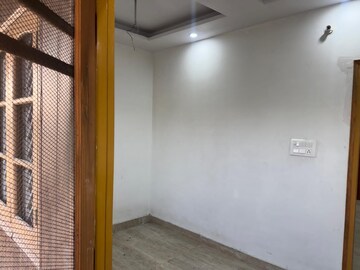 Room in Studio Builder Floor at Canal Road – for Sale