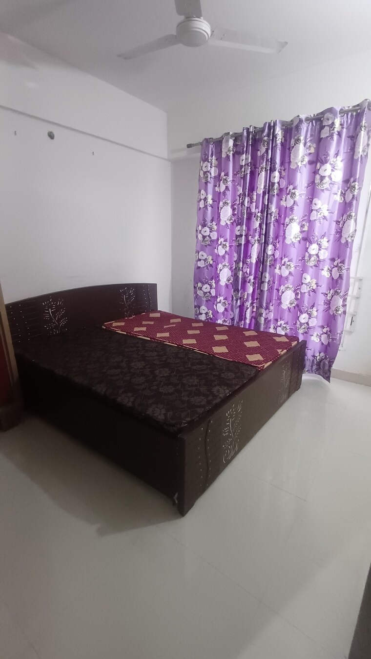 Bedroom, signature-the-serenas 2 Bedroom 531 Sq.Ft. Apartment In Sohna Sector 36 Gurgaon 9695260