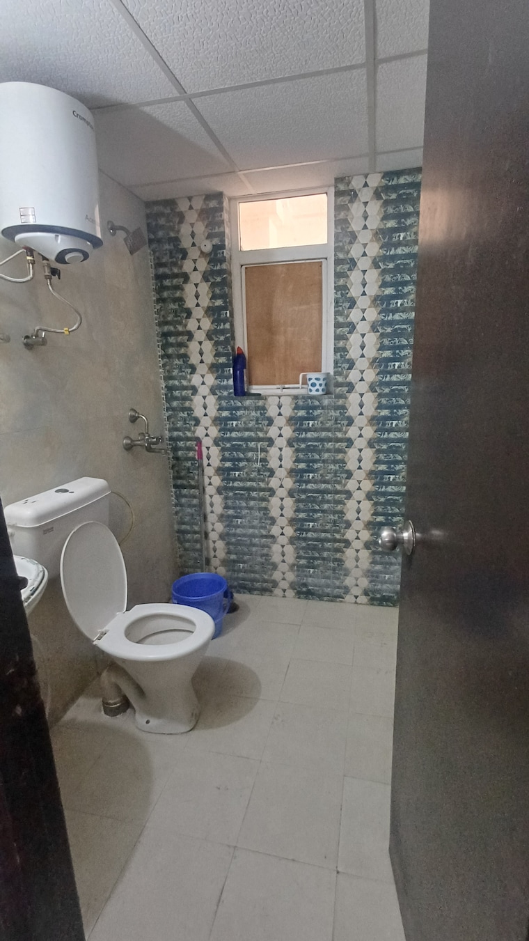 Bathroom, signature-the-serenas 2 Bedroom 531 Sq.Ft. Apartment In Sohna Sector 36 Gurgaon 9695260