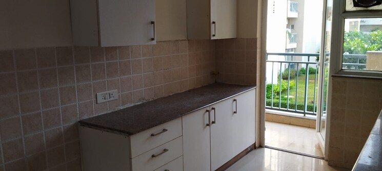 Kitchen, spaze-privy 3 Bedroom 1930 Sq.Ft. Apartment In Sector 72 Gurgaon 9695231