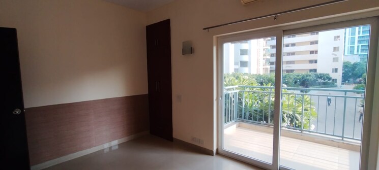 Room, spaze-privy 3 Bedroom 1930 Sq.Ft. Apartment In Sector 72 Gurgaon 9695231