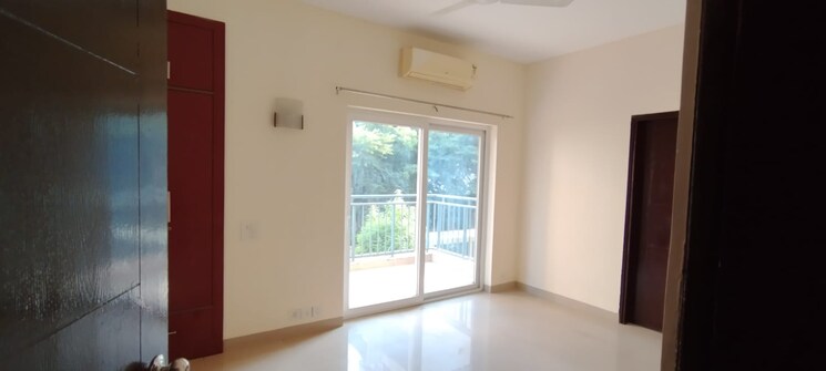 Room, spaze-privy 3 Bedroom 1930 Sq.Ft. Apartment In Sector 72 Gurgaon 9695231