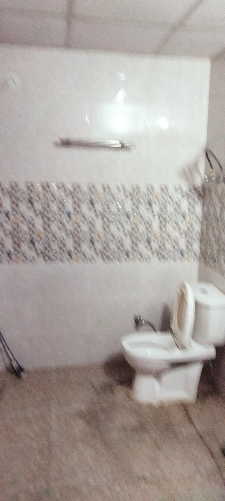 Bathroom, shyam-bankey-bihari-sharnam 2 Bedroom 1100 Sq.Ft. Apartment In Raj Nagar Extension Ghaziabad 9695266
