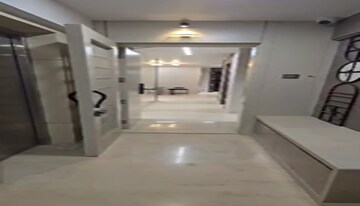 Room in 3 BHK Apartment at Kandivali West – for Sale