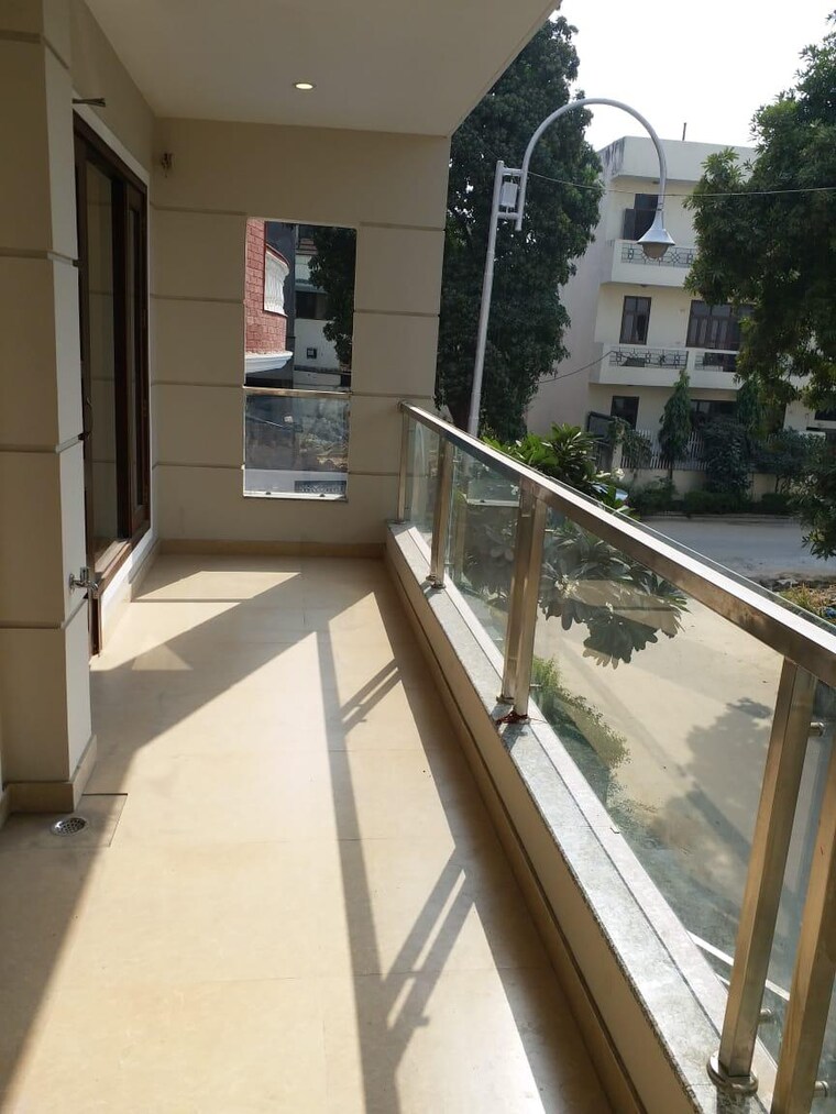 Balcony, kohli-one-malibu-town 3 Bedroom 1600 Sq.Ft. Builder Floor In Sector 47 Gurgaon 9695247