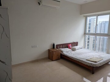 Room in  Pg at Parel – for Rent