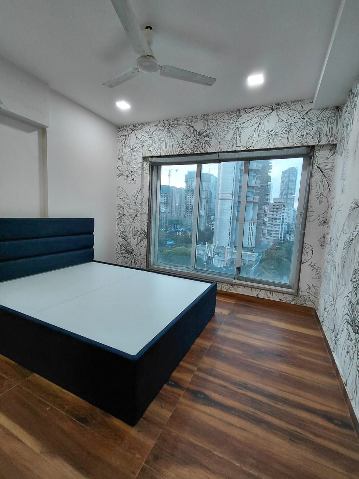 3 BHK + Pooja Room,Servant Room,Study Room,Extra Room 1000 Sq.Ft. Apartment in Sanghvi Evana