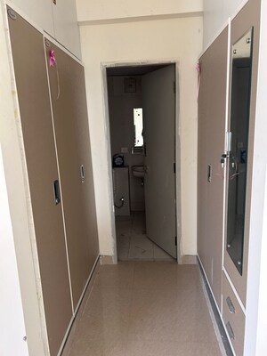  3 BHK Apartment at Sector 19b Dwarka – for Rent