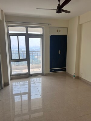 3 BHK Apartment For Rent in Sector 19b Dwarka