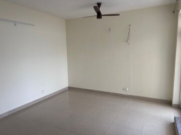 Room in 3 BHK Apartment at Sector 19b Dwarka – for Rent