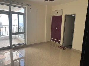 Room in 3 BHK Apartment at Sector 19b Dwarka – for Rent