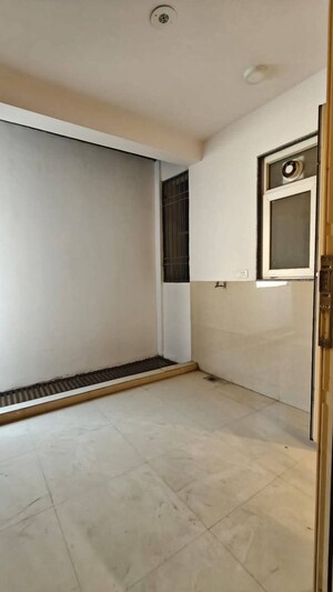 4 BHK Apartment For Rent in Saket