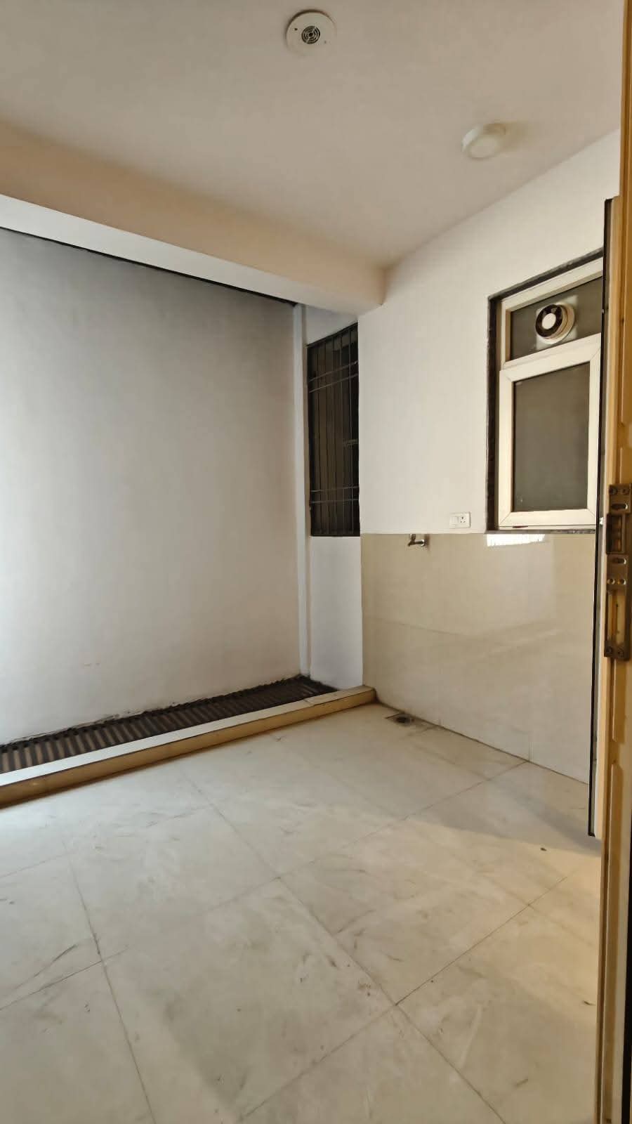 4 BHK Apartment For Rent in Ignou 
