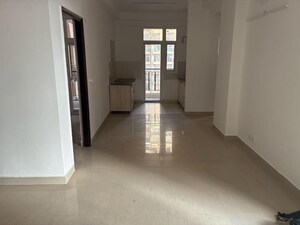 Room in 3 BHK Apartment at Amrapali Princely Estate, Sector 76 – for Sale