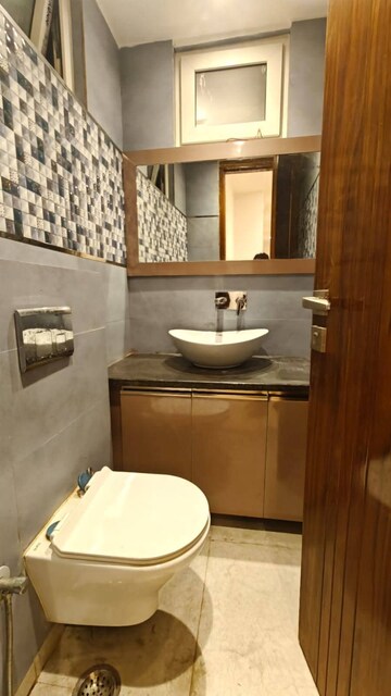 Attached Bathroom in 4 BHK Apartment at Saket – for Rent