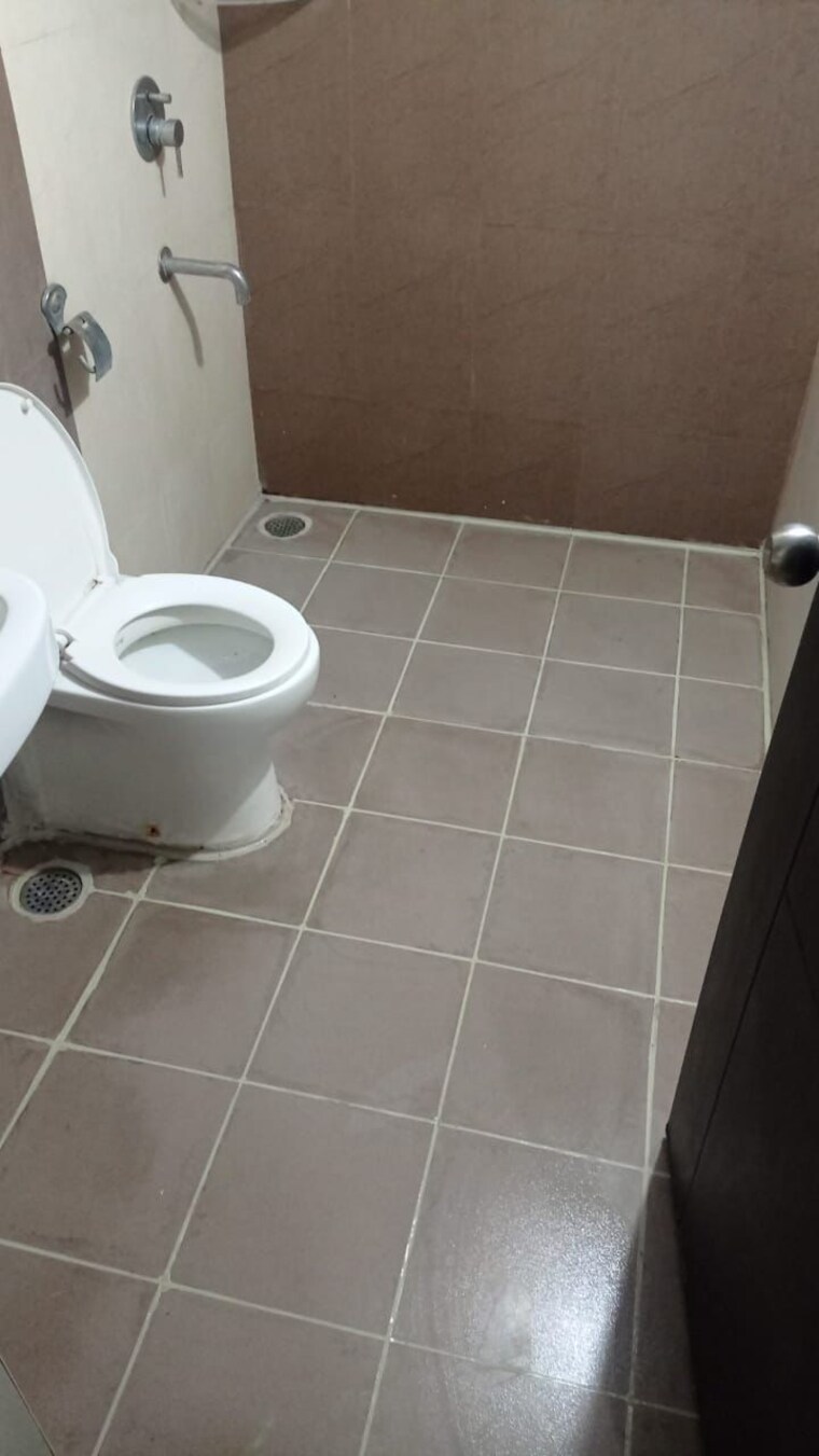 Bathroom, vajram-essenza 3 Bedroom 1750 Sq.Ft. Apartment In Yelahanka Bangalore 9695415