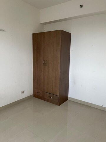 Room in 2 BHK Apartment at Alphacorp Gurgaon One 84, Sector 84 – for Sale