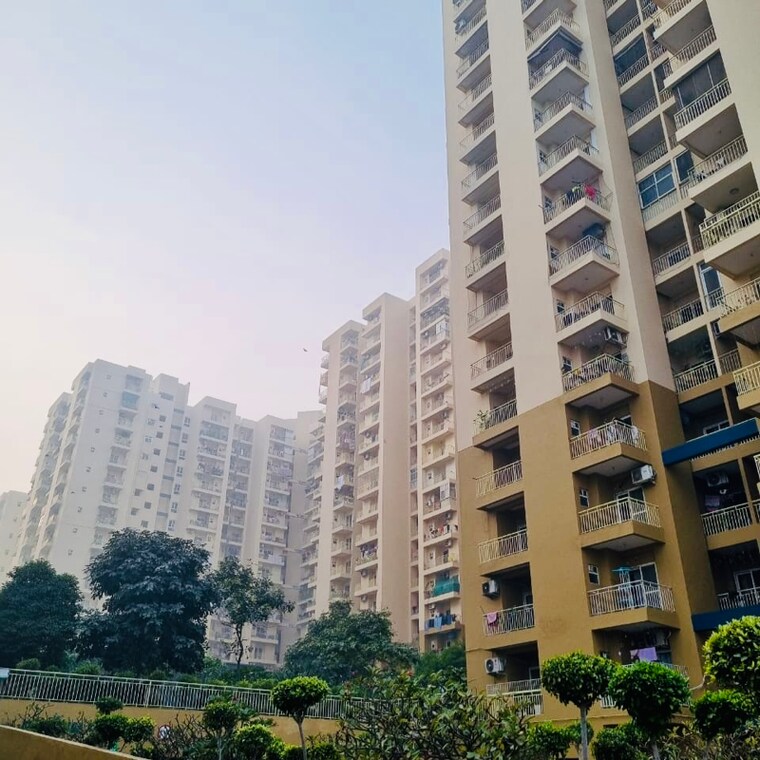 Exterior View, paramount-emotions-phase-ii 3 Bedroom 1380 Sq.Ft. Apartment In Sector 1 Greater Noida Greater Noida 9695433