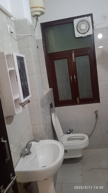 Bathroom in 1 RK Builder Floor at Vipul Square, Sushant Lok I – for Rent