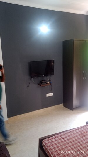 Room in 1 RK Builder Floor at Vipul Square, Sushant Lok I – for Rent