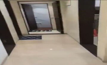 Room in 2 BHK Apartment at Kandivali West – for Rent