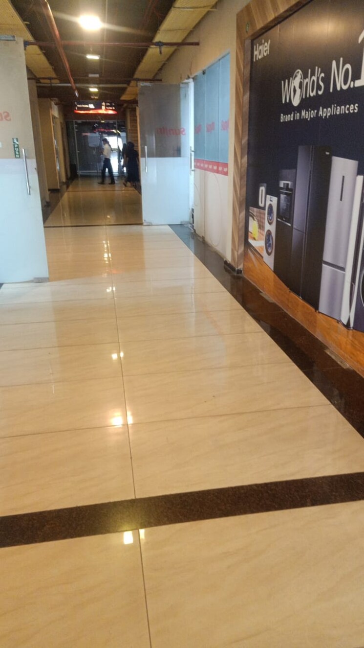 Room, motia-citi-royal-business-park Commercial Office Space 1360 Sq.Ft. In Ambala Highway Zirakpur 9695431