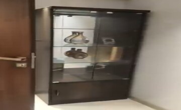 Furnished Amenities in 2 BHK Apartment at Kandivali West – for Rent