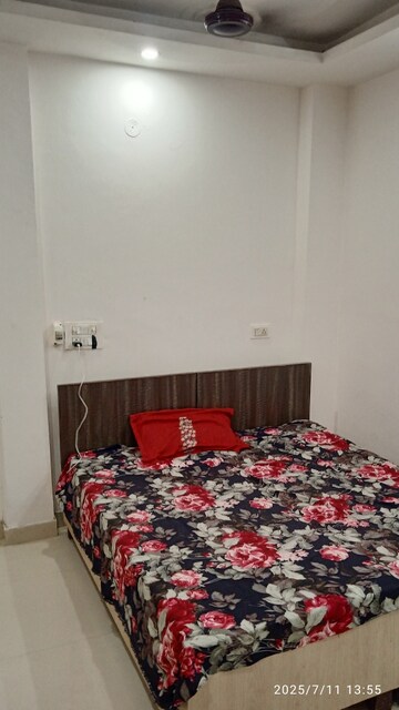 Bedroom in Studio Builder Floor at DLF City Phase IV, Dlf Phase iv – for Rent